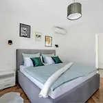 Batista Gostinjska kuća