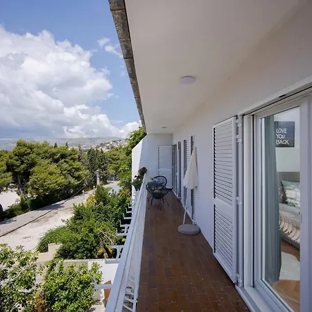Batista Guest house